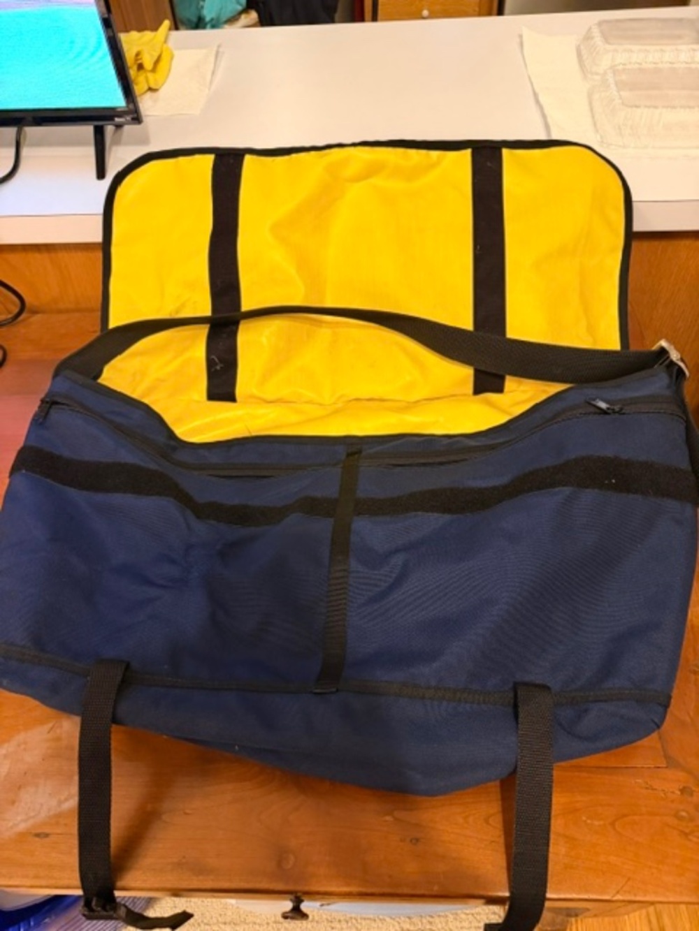 Vintage XL Blue Manhattan Portage Messenger Bag